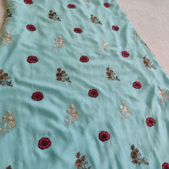 Pakistani dress - Picture 8 of 8